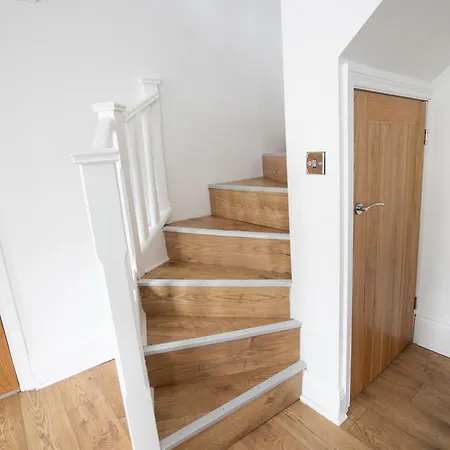 Ridley House Apartament *